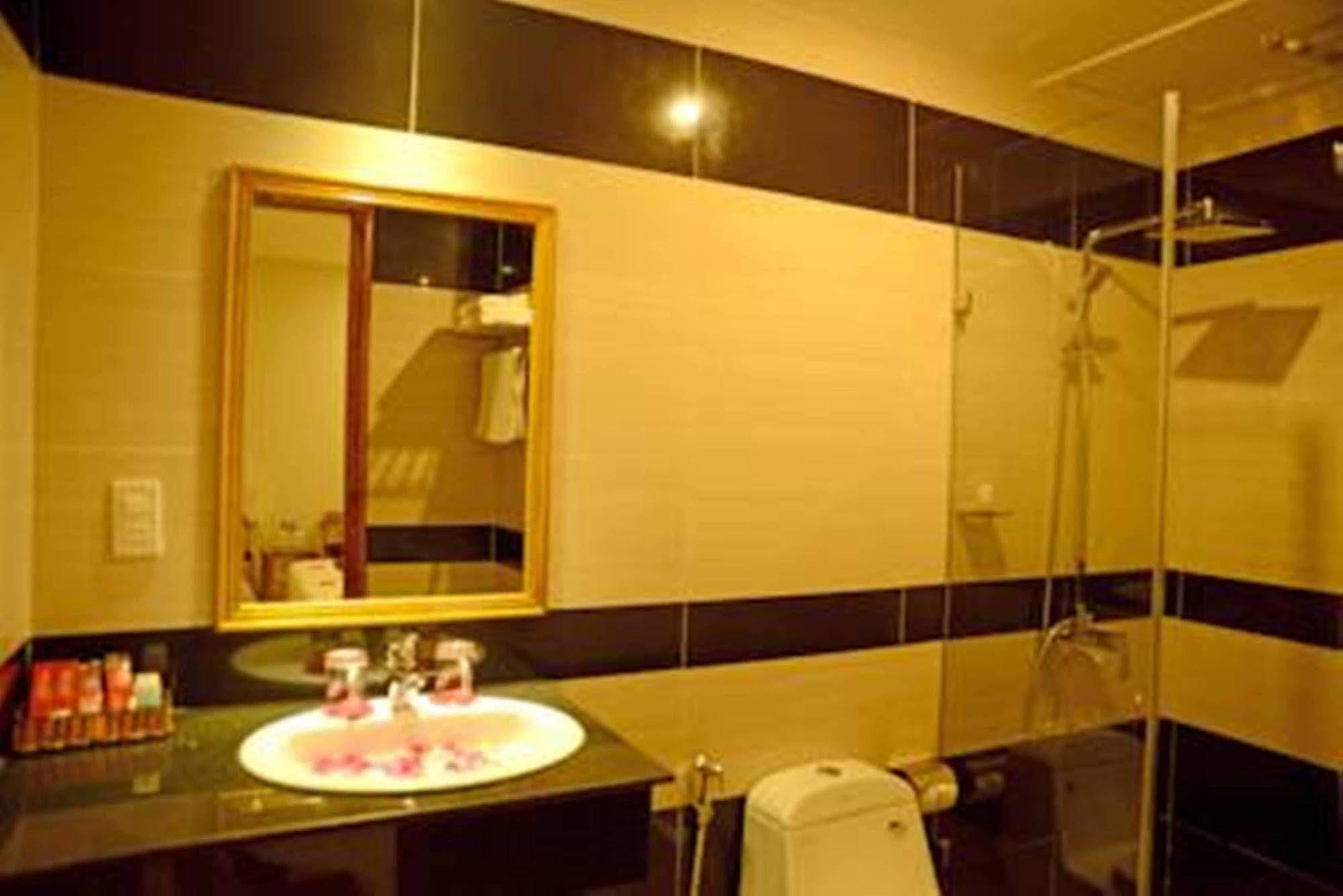 ทริป เรด ไดมอนด์ โฮเทล Hotel ดานัง ภายนอก รูปภาพ